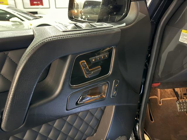 Gクラス G63 デジーノエクスクルーシブインテリアPKG 左H エアロパーツ フロントリップ/アンダーガード/リアスポイラー パナメリカーナグリル 純正21AW ブラックウィンカー 可変マフラー ハーマンカードン(37枚目)
