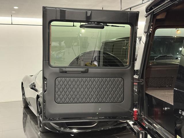 Gクラス G63 デジーノエクスクルーシブインテリアPKG 左H エアロパーツ フロントリップ/アンダーガード/リアスポイラー パナメリカーナグリル 純正21AW ブラックウィンカー 可変マフラー ハーマンカードン(41枚目)