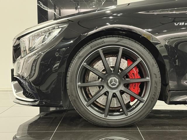 Ｓクラス Ｓ６３　ＡＭＧ　４マチック　クーペ　エディション　１　全国４２台特別仕様限定車　左Ｈ　デジーノインテリア　ＡＭＧダイナミックＰ　ＡＭＧパフォーマンスステアリング　ＡＭＧ鍛造２０ＡＷ　レッドキャリパー　ベンガルレッドナッパレザー　ＨＵＤ　ディーラー記録簿（4枚目）