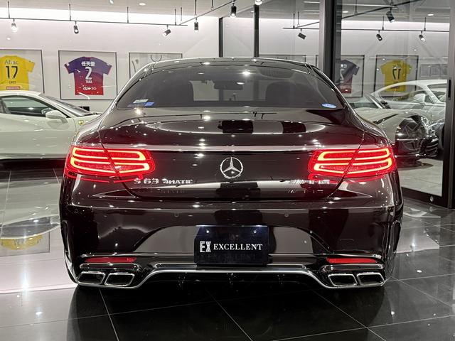 Ｓクラス Ｓ６３　ＡＭＧ　４マチック　クーペ　エディション　１　全国４２台特別仕様限定車　左Ｈ　デジーノインテリア　ＡＭＧダイナミックＰ　ＡＭＧパフォーマンスステアリング　ＡＭＧ鍛造２０ＡＷ　レッドキャリパー　ベンガルレッドナッパレザー　ＨＵＤ　ディーラー記録簿（35枚目）