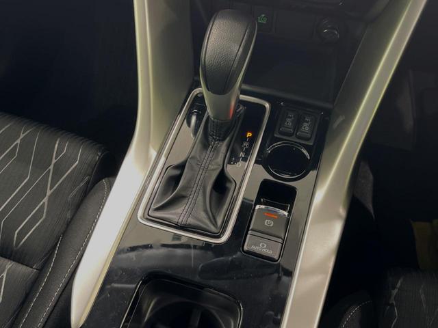 G SDナビ 禁煙車 衝突軽減 レーダークルーズ LEDヘッド オートハイビーム 純正18AW バックカメラ シートヒーター パドルシフト オートエアコン スマートキー ETC(29枚目)
