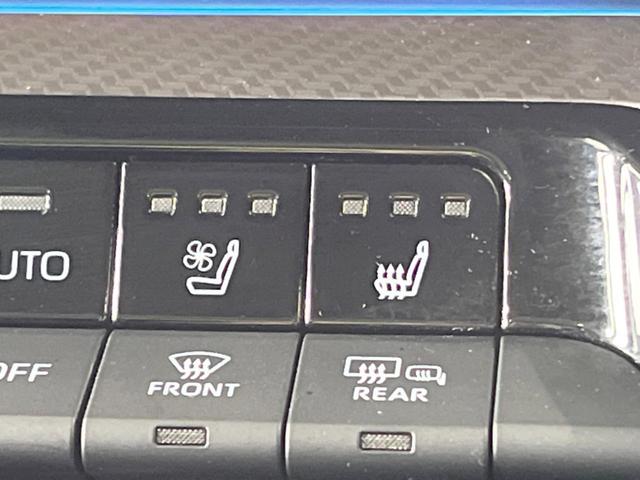 プリウス Ｚ　モデリスタエアロ　ガラスルーフ　純正１２．３型ナビ　全周囲カメラ　デジタルインナーミラー　パワーバックドア　ブラインドスポットモニター　レーダークルーズ　メモリーシート　シートエアコン　衝突軽減（13枚目）