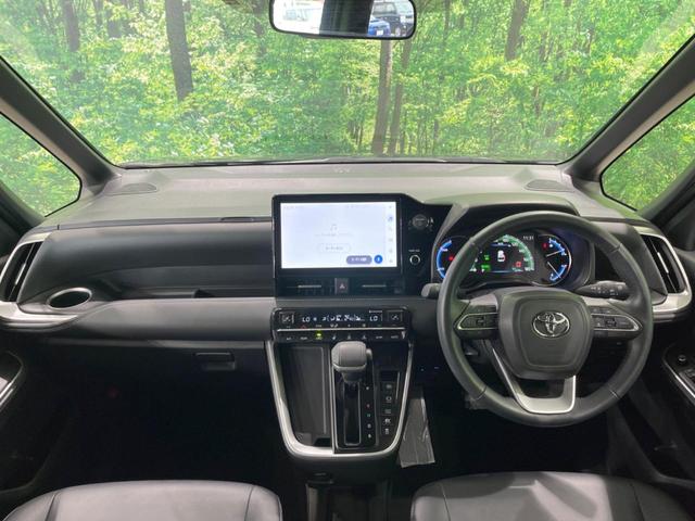 ノア ハイブリッドＳ－Ｚ　禁煙車　純正１０．５型ナビ　両側電動スライドドア　衝突軽減装置　レーダークルーズ　電動リアゲート　バックカメラ　ＥＴＣ　フルセグ　シートヒーター　レーンキープ　オートハイビーム　ＬＥＤヘッドランプ（2枚目）
