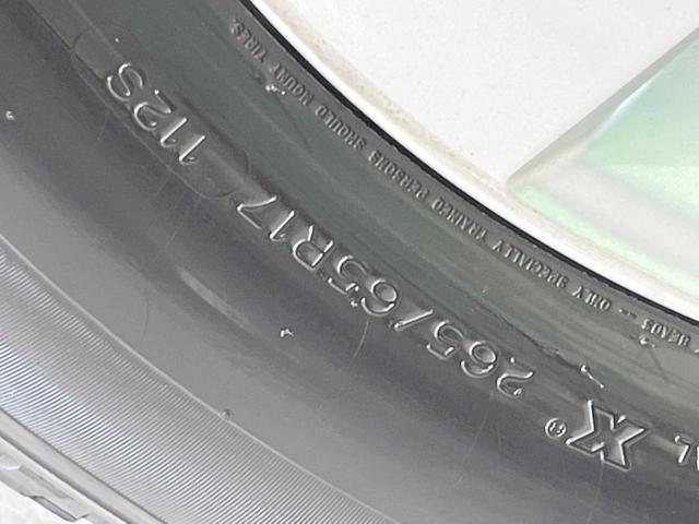 ランドクルーザープラド ＴＸ　４ＷＤ　禁煙車　純正ナビ　衝突軽減装置　レーダークルーズ　バックカメラ　ＥＴＣ　ドラレコ　Ｂｌｕｅｔｏｏｔｈ　ＬＥＤヘッドランプ　オートハイビーム　レーンキープ　クリアランスソナー　スマートキー（29枚目）