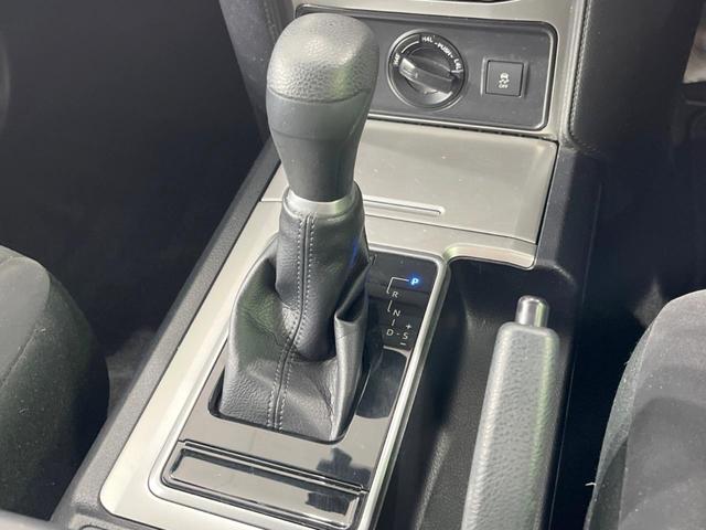 ランドクルーザープラド ＴＸ　４ＷＤ　禁煙車　純正ナビ　衝突軽減装置　レーダークルーズ　バックカメラ　ＥＴＣ　ドラレコ　Ｂｌｕｅｔｏｏｔｈ　ＬＥＤヘッドランプ　オートハイビーム　レーンキープ　クリアランスソナー　スマートキー（45枚目）