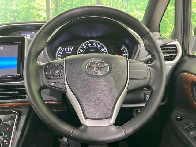 ヴォクシー ＺＳ　煌　禁煙車　純正９型ナビ　後席モニター　両側電動スライドドア　バックカメラ　Ｂｌｕｅｔｏｏｔｈ　ＥＴＣ　フルセグＴＶ　ＬＥＤヘッドランプ　スマートキー　オートライト　アイドリングストップ　ＤＶＤ再生（12枚目）
