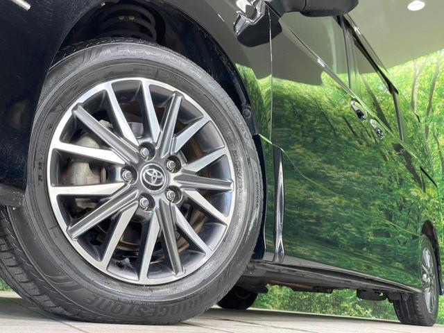ヴォクシー ＺＳ　煌　禁煙車　純正９型ナビ　後席モニター　両側電動スライドドア　バックカメラ　Ｂｌｕｅｔｏｏｔｈ　ＥＴＣ　フルセグＴＶ　ＬＥＤヘッドランプ　スマートキー　オートライト　アイドリングストップ　ＤＶＤ再生（14枚目）