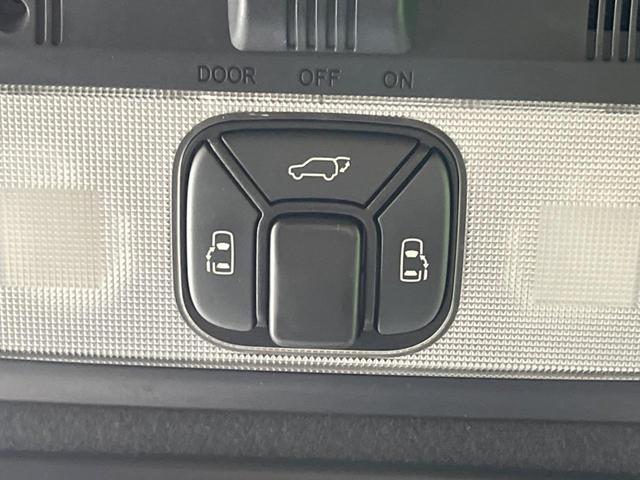 エスティマハイブリッド アエラス　プレミアム　禁煙車　４ＷＤ　フルエアロ　両側電動ドア　純正１０型ナビ　後席モニター　衝突軽減装置　バックカメラ　電動リアゲート　パワーシート　クルコン　リアオートエアコン　ハーフレザーシート　ＬＥＤヘッド（8枚目）