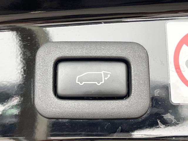 エスティマハイブリッド アエラス　プレミアム　禁煙車　４ＷＤ　フルエアロ　両側電動ドア　純正１０型ナビ　後席モニター　衝突軽減装置　バックカメラ　電動リアゲート　パワーシート　クルコン　リアオートエアコン　ハーフレザーシート　ＬＥＤヘッド（9枚目）