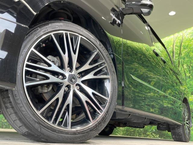 エスティマハイブリッド アエラス　プレミアム　禁煙車　４ＷＤ　フルエアロ　両側電動ドア　純正１０型ナビ　後席モニター　衝突軽減装置　バックカメラ　電動リアゲート　パワーシート　クルコン　リアオートエアコン　ハーフレザーシート　ＬＥＤヘッド（14枚目）