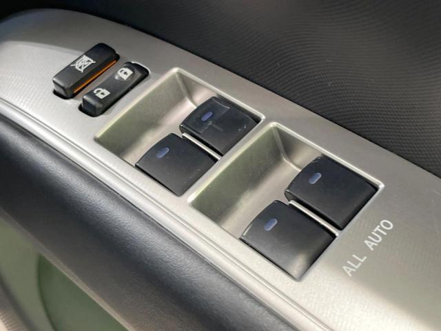 エスティマハイブリッド アエラス　プレミアム　禁煙車　４ＷＤ　フルエアロ　両側電動ドア　純正１０型ナビ　後席モニター　衝突軽減装置　バックカメラ　電動リアゲート　パワーシート　クルコン　リアオートエアコン　ハーフレザーシート　ＬＥＤヘッド（30枚目）