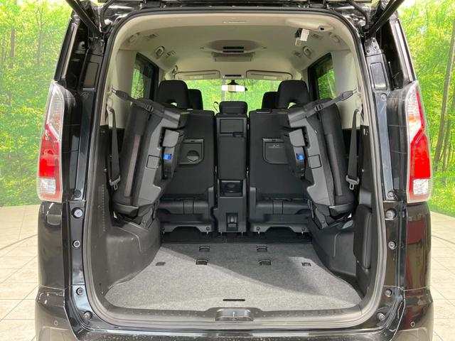 セレナ ハイウェイスター　ＶセレクションＩＩ　禁煙車　両側電動スライドドア　純正９型ナビ　後席モニター　全周囲カメラ　衝突軽減装置　リアオートエアコン　クルコン　コーナーセンサー　ＬＥＤヘッド　純正１６インチアルミ　ビルトインＥＴＣ　ドラレコ（11枚目）