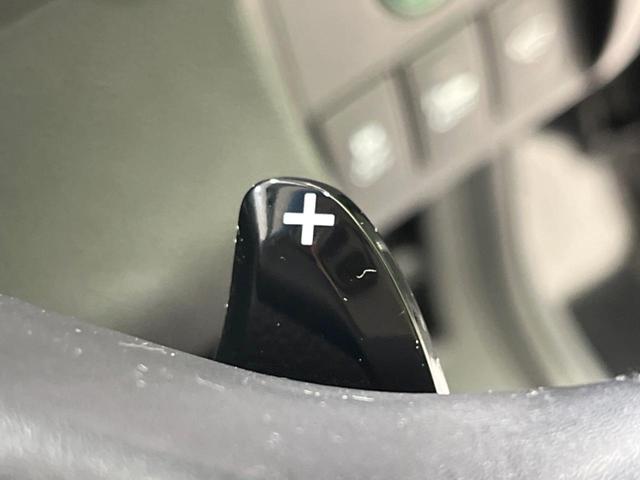 ヴェゼル ハイブリッドＺ　禁煙車　ＡＬＰＩＮＥナビ　衝突軽減装置　バックカメラ　ＥＴＣ　フルセグＴＶ　前席シートヒーター　ＬＥＤヘッドランプ　オートライト　スマートキー　クルーズコントロール　純正１７インチアルミ　横滑り防止（44枚目）