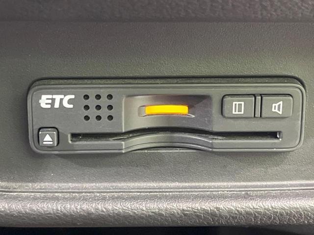 オデッセイハイブリッド ハイブリッドアブソルート・ホンダセンシング 禁煙車 純正9型ナビ フリップダウンモニター 両側電動ドア 衝突軽減装置 レーダークルーズ リアオートエアコン シートヒーター パワーシート 車線逸脱警報 ドラレコ スマートキー ETC(33枚目)