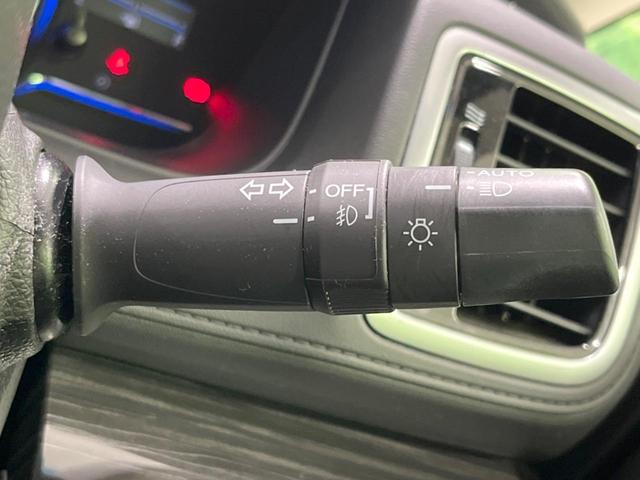 オデッセイハイブリッド ハイブリッドアブソルート・ホンダセンシング 禁煙車 純正9型ナビ フリップダウンモニター 両側電動ドア 衝突軽減装置 レーダークルーズ リアオートエアコン シートヒーター パワーシート 車線逸脱警報 ドラレコ スマートキー ETC(37枚目)