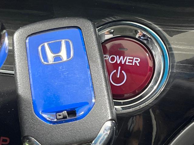 オデッセイハイブリッド ハイブリッドアブソルート・ホンダセンシング 禁煙車 純正9型ナビ フリップダウンモニター 両側電動ドア 衝突軽減装置 レーダークルーズ リアオートエアコン シートヒーター パワーシート 車線逸脱警報 ドラレコ スマートキー ETC(48枚目)