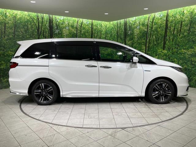 オデッセイハイブリッド ハイブリッドアブソルート・ホンダセンシング 禁煙車 純正9型ナビ フリップダウンモニター 両側電動ドア 衝突軽減装置 レーダークルーズ リアオートエアコン シートヒーター パワーシート 車線逸脱警報 ドラレコ スマートキー ETC(53枚目)