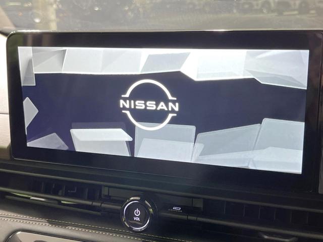 セレナ ハイウェイスターＶ　純正１２．３型ナビ　全周囲カメラ　フリップダウンモニター　プロパイロット　衝突軽減装置　両側電動ドア　リアオートエアコン　シートヒーター　デジタルインナーミラー　ステアリングヒーター　スマートキー（3枚目）