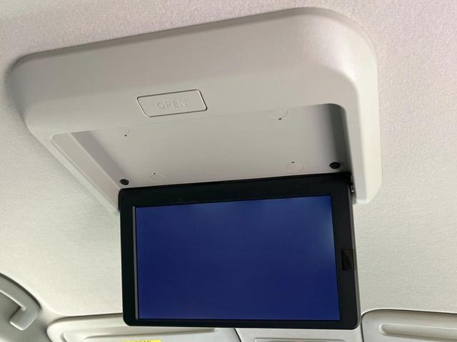 セレナ ハイウェイスターＶ　純正１２．３型ナビ　全周囲カメラ　フリップダウンモニター　プロパイロット　衝突軽減装置　両側電動ドア　リアオートエアコン　シートヒーター　デジタルインナーミラー　ステアリングヒーター　スマートキー（5枚目）