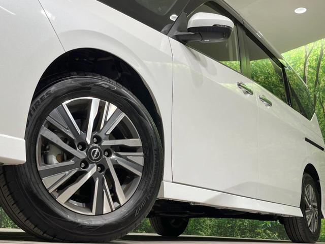 セレナ ハイウェイスターＶ　純正１２．３型ナビ　全周囲カメラ　フリップダウンモニター　プロパイロット　衝突軽減装置　両側電動ドア　リアオートエアコン　シートヒーター　デジタルインナーミラー　ステアリングヒーター　スマートキー（13枚目）