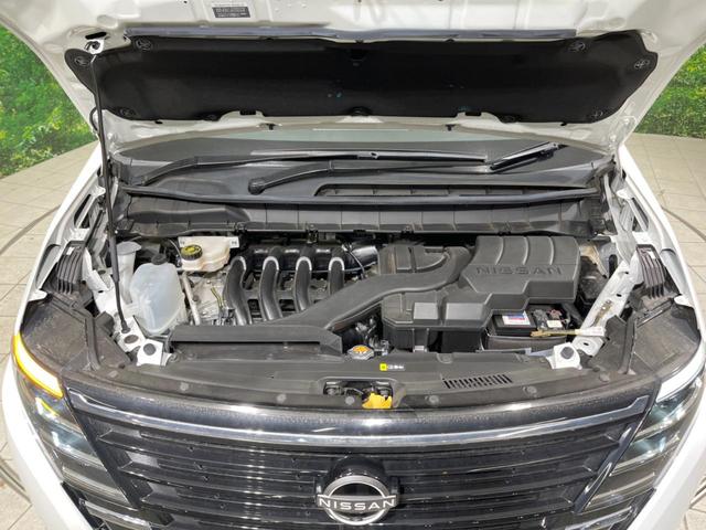 セレナ ハイウェイスターＶ　純正１２．３型ナビ　全周囲カメラ　フリップダウンモニター　プロパイロット　衝突軽減装置　両側電動ドア　リアオートエアコン　シートヒーター　デジタルインナーミラー　ステアリングヒーター　スマートキー（18枚目）