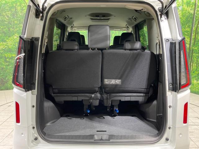 セレナ ハイウェイスターＶ　純正１２．３型ナビ　全周囲カメラ　フリップダウンモニター　プロパイロット　衝突軽減装置　両側電動ドア　リアオートエアコン　シートヒーター　デジタルインナーミラー　ステアリングヒーター　スマートキー（64枚目）