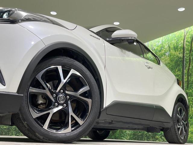 【純正アルミホイール】外観にマッチした純正アルミホイールを装着しております。各種社外アルミホイールや、スタッドレスタイヤも取扱いしております。是非ご相談ください♪