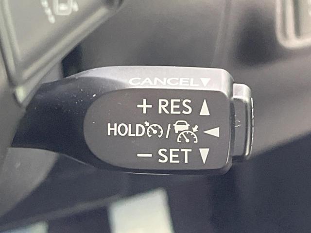 ハリアーハイブリッド プログレス　メタル　アンド　レザーパッケージ　４ＷＤ　純正９型ナビ　全周囲カメラ　ＪＢＬサウンド　衝突軽減装置　レーダークルーズ　電動リアゲート　レザーシート　デュアルエアコン　前席シートエアコン　オートハイビーム　ＥＴＣ２．０　ドラレコ　禁煙車（6枚目）