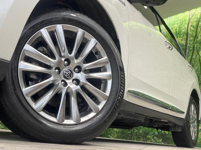 ハリアーハイブリッド プログレス　メタル　アンド　レザーパッケージ　４ＷＤ　純正９型ナビ　全周囲カメラ　ＪＢＬサウンド　衝突軽減装置　レーダークルーズ　電動リアゲート　レザーシート　デュアルエアコン　前席シートエアコン　オートハイビーム　ＥＴＣ２．０　ドラレコ　禁煙車（14枚目）