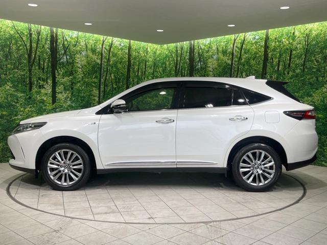 ハリアーハイブリッド プログレス　メタル　アンド　レザーパッケージ　４ＷＤ　純正９型ナビ　全周囲カメラ　ＪＢＬサウンド　衝突軽減装置　レーダークルーズ　電動リアゲート　レザーシート　デュアルエアコン　前席シートエアコン　オートハイビーム　ＥＴＣ２．０　ドラレコ　禁煙車（25枚目）