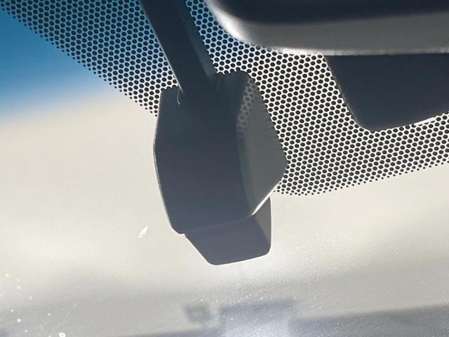 ハリアーハイブリッド プログレス　メタル　アンド　レザーパッケージ　４ＷＤ　純正９型ナビ　全周囲カメラ　ＪＢＬサウンド　衝突軽減装置　レーダークルーズ　電動リアゲート　レザーシート　デュアルエアコン　前席シートエアコン　オートハイビーム　ＥＴＣ２．０　ドラレコ　禁煙車（49枚目）