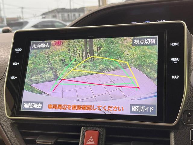 エスクァイア ハイブリッドGi プレミアムパッケージ 禁煙車 純正10型ナビ フリップダウンモニター 両側電動ドア 衝突軽減装置 シートヒーター クルコン リアオートエアコン 車線逸脱警報 バックカメラ スマートキー ETC2.0(5枚目)