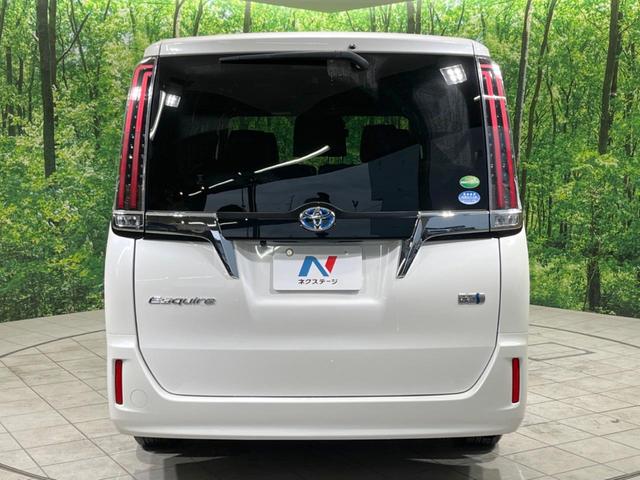エスクァイア ハイブリッドGi プレミアムパッケージ 禁煙車 純正10型ナビ フリップダウンモニター 両側電動ドア 衝突軽減装置 シートヒーター クルコン リアオートエアコン 車線逸脱警報 バックカメラ スマートキー ETC2.0(16枚目)