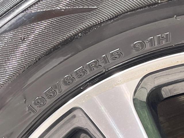 エスクァイア ハイブリッドGi プレミアムパッケージ 禁煙車 純正10型ナビ フリップダウンモニター 両側電動ドア 衝突軽減装置 シートヒーター クルコン リアオートエアコン 車線逸脱警報 バックカメラ スマートキー ETC2.0(26枚目)