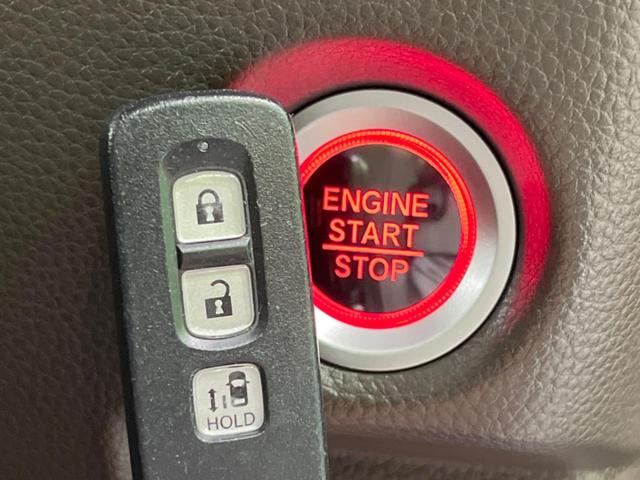 N-BOX L 禁煙車 純正ナビ 衝突軽減装置 レーダークルーズ コーナーセンサー 電動スライドドア シートヒーター オートライト&LEDヘッド バックカメラ スマートキー 電動格納ミラー(10枚目)