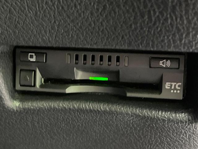 シエンタ ファンベースG 禁煙車 衝突軽減装置 純正ナビ 全周囲カメラ 両側電動スライドドア Bluetooth再生 ドライブレコーダー ビルトインETC オートマチックハイビーム 車線逸脱警報 スマートキー&プッシュスタート(7枚目)