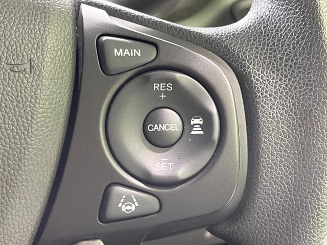 フリードハイブリッド ハイブリッド・Gブラックスタイル 禁煙車 両側電動ドア 純正ナビ バックカメラ 衝突軽減装置 レーダークルーズ コーナーセンサー スマートキー LEDヘッド ETC オートハイビーム 車線逸脱警報 ドラレコ(6枚目)