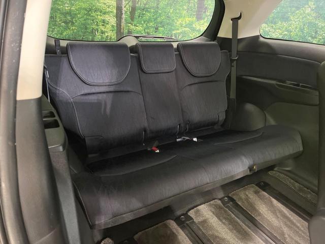 オデッセイ アブソルート・20thアニバーサリーパッケージ 禁煙車 純正8型ナビ 両側電動ドア 後席モニター 衝突被害軽減 レーダークルーズ バックカメラ ドラレコ LEDヘッド ハーフレザーシート パワーシート Bluetooth接続 スマートキー ETC(12枚目)