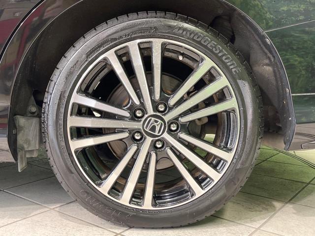 オデッセイ アブソルート・20thアニバーサリーパッケージ 禁煙車 純正8型ナビ 両側電動ドア 後席モニター 衝突被害軽減 レーダークルーズ バックカメラ ドラレコ LEDヘッド ハーフレザーシート パワーシート Bluetooth接続 スマートキー ETC(53枚目)