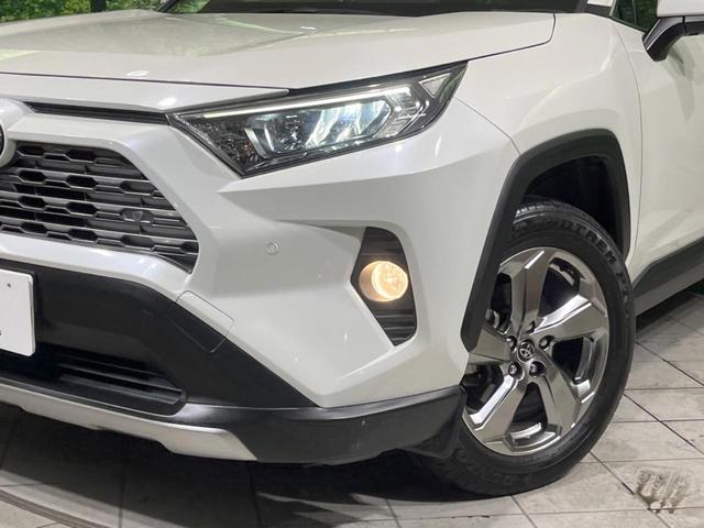 ＲＡＶ４ Ｇ　４ＷＤ　ＳＤナビ　衝突被害軽減装置　禁煙車　パワーバックドア　合皮シート　シートヒーター　ドラレコ　コーナーセンサー　ステアリングヒーター　ブラインドスポットモニター　ＬＥＤヘッド　ＥＴＣ（15枚目）