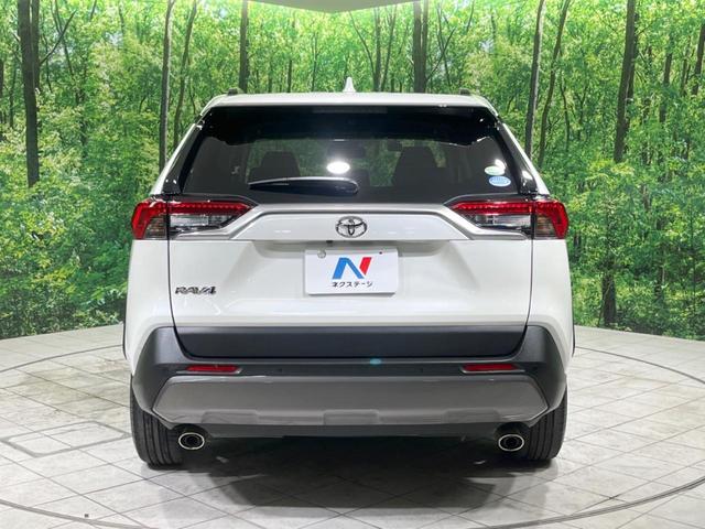 ＲＡＶ４ Ｇ　４ＷＤ　ＳＤナビ　衝突被害軽減装置　禁煙車　パワーバックドア　合皮シート　シートヒーター　ドラレコ　コーナーセンサー　ステアリングヒーター　ブラインドスポットモニター　ＬＥＤヘッド　ＥＴＣ（18枚目）