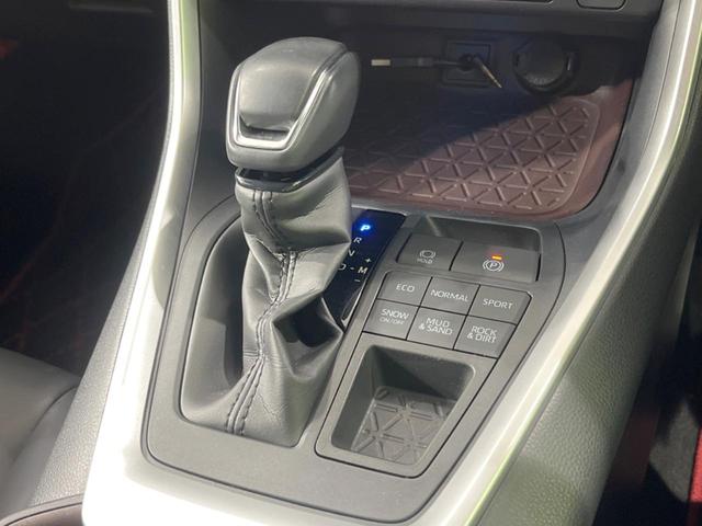ＲＡＶ４ Ｇ　４ＷＤ　ＳＤナビ　衝突被害軽減装置　禁煙車　パワーバックドア　合皮シート　シートヒーター　ドラレコ　コーナーセンサー　ステアリングヒーター　ブラインドスポットモニター　ＬＥＤヘッド　ＥＴＣ（26枚目）
