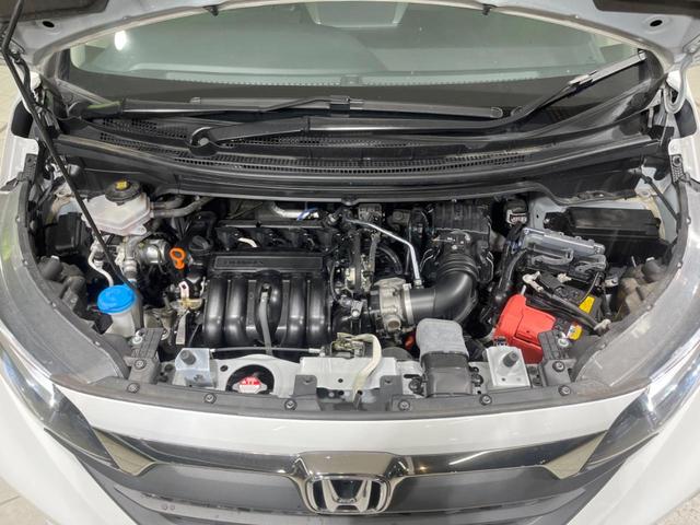 フリード+ハイブリッド ハイブリッドGブラックスタイル 両側電動スライド 純正8型ナビ バックカメラ 衝突被害軽減装置 レーダークルーズ 禁煙車 ドラレコ シートヒーター レーンアシスト LEDヘッド ETC 純正15インチアルミホイール オートライト(20枚目)