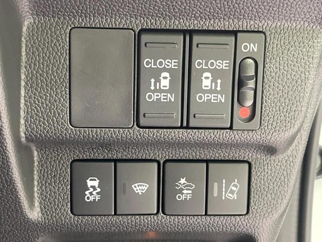 フリード+ハイブリッド ハイブリッドGブラックスタイル 両側電動スライド 純正8型ナビ バックカメラ 衝突被害軽減装置 レーダークルーズ 禁煙車 ドラレコ シートヒーター レーンアシスト LEDヘッド ETC 純正15インチアルミホイール オートライト(28枚目)