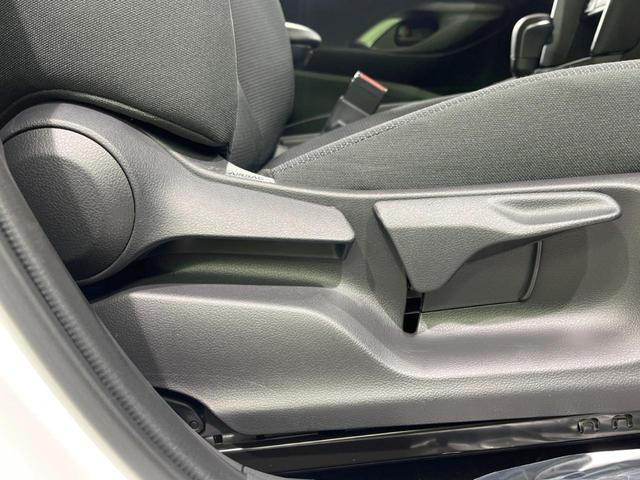 ヤリスクロス G 純正8型ディスプレイオーディオ バックカメラ 衝突軽減装置 レーダークルーズ コーナーセンサー オートハイビーム 純正16インチアルミ 車線逸脱警報 ETC2.0 ドラレコ 禁煙車 Bluetooth(42枚目)