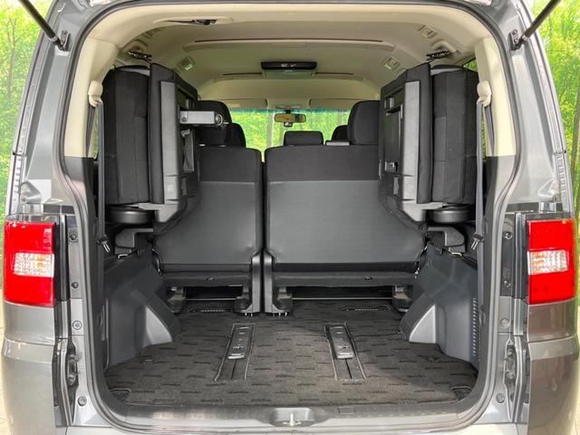 デリカD:5 D パワーパッケージ 禁煙車 4WD 両側電動ドア 9型ナビ 後席モニター シートヒーター バックカメラ オートライト&HIDヘッド オートエアコン ドラレコ スマートキー 電動格納ミラー(12枚目)