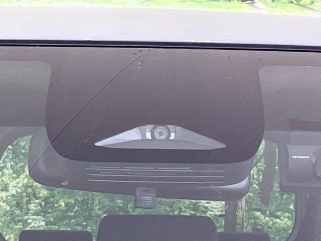 シエンタ ハイブリッドZ 禁煙車 10.5型ディスプレイオーディオ 両側電動ドア 全周囲カメラ 衝突軽減装置 ブラインドスポットモニター レーダークルーズ コーナーセンサー LEDヘッド オートハイビーム ETC ドラレコ(3枚目)