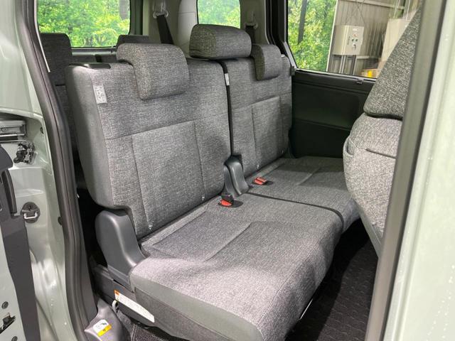 シエンタ ハイブリッドZ 禁煙車 10.5型ディスプレイオーディオ 両側電動ドア 全周囲カメラ 衝突軽減装置 ブラインドスポットモニター レーダークルーズ コーナーセンサー LEDヘッド オートハイビーム ETC ドラレコ(9枚目)