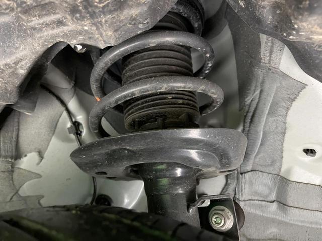 シエンタ ハイブリッドZ 禁煙車 10.5型ディスプレイオーディオ 両側電動ドア 全周囲カメラ 衝突軽減装置 ブラインドスポットモニター レーダークルーズ コーナーセンサー LEDヘッド オートハイビーム ETC ドラレコ(21枚目)