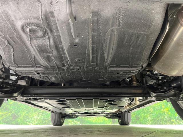 WR-V Z ブラックスタイル 禁煙車 衝突軽減装置 純正9型ナビ レーダークルーズ バックカメラ ハーフレザーシート コーナーセンサー LEDヘッド オートハイビーム 純正17インチアルミ 車線逸脱警報 ビルトインETC ドラレコ(19枚目)